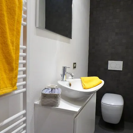 Casa Amabile בית נופש Arizzano